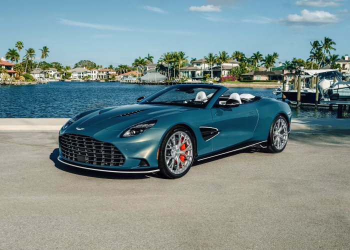 Aston_Martin_Vanquish_Volante_Wave_Edition_1